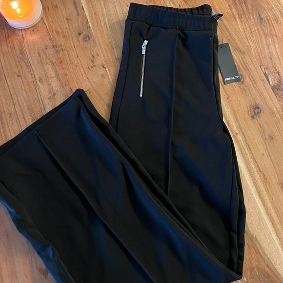 NWT Forever 21 Pants - Size L - Picture 3 of 4